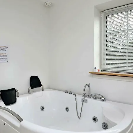 11 Person Holiday In Lb K * Ålbæk