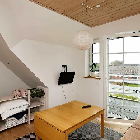 11 Person Holiday In Lb K Feriehus Ålbæk