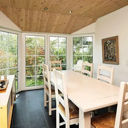 11 Person Holiday In Lb K Ålbæk
